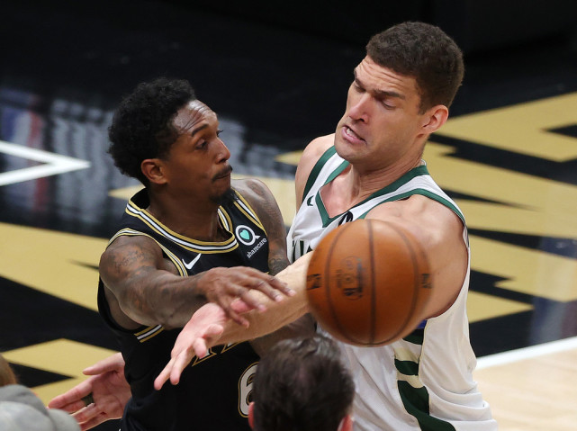 包含加时末段AC米兰备战NBA总决赛风云突变广厦男篮转会期遗憾出局，皇家马德里迎社区盾关键赛都惊呆了的词条